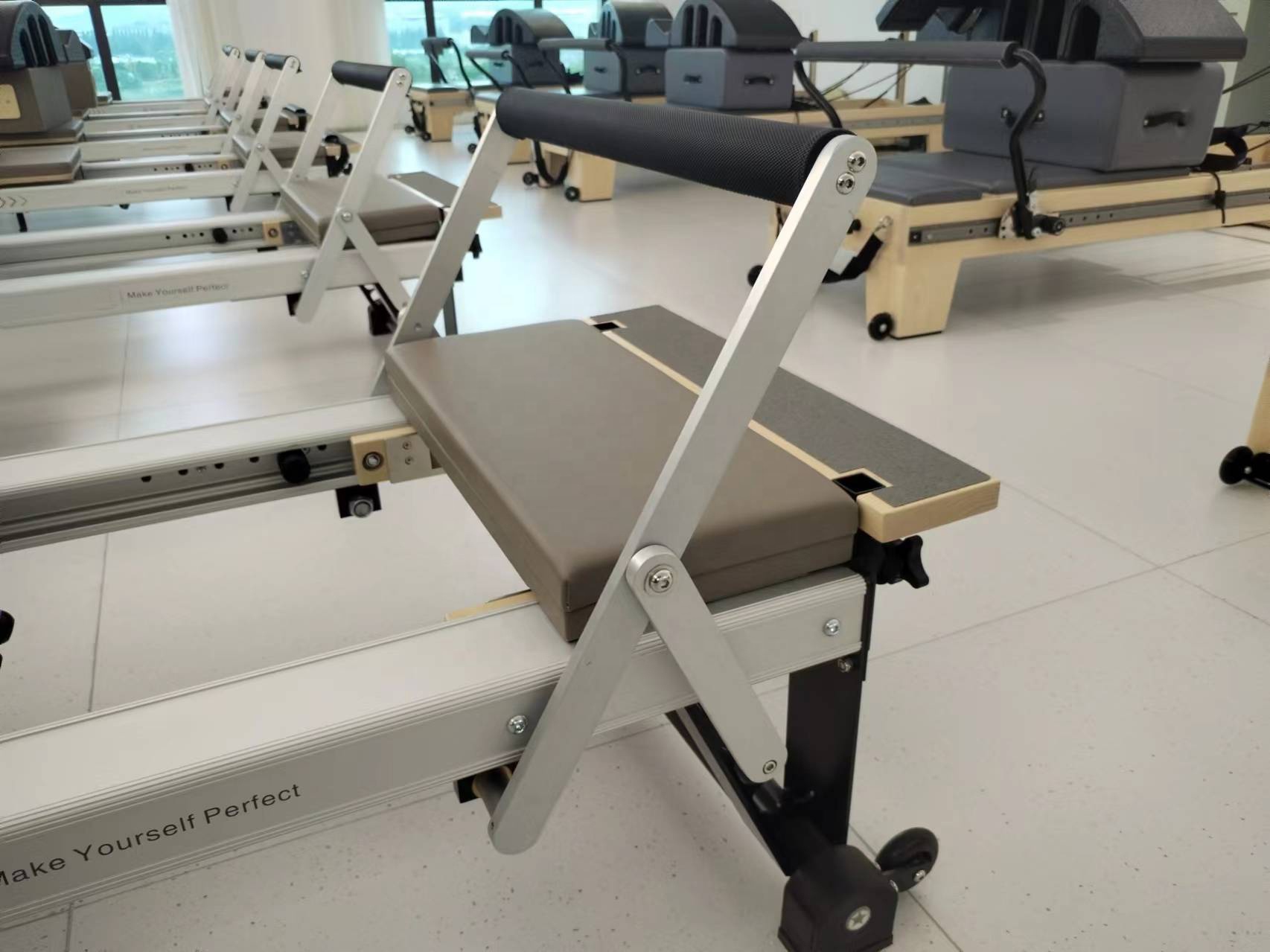 Commercial Use Elina Pilates R - Yoga Fitness Studio 评论和价格
