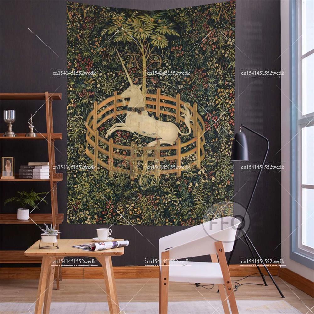 The Unicorn In Captivity Wall  - Yoga Fitness Mat 评论和价格
