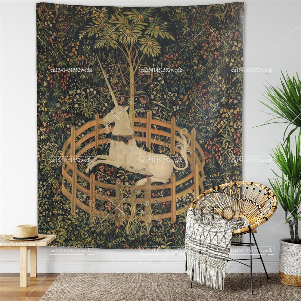 The Unicorn In Captivity Wall  - Yoga Fitness Mat 评论和价格